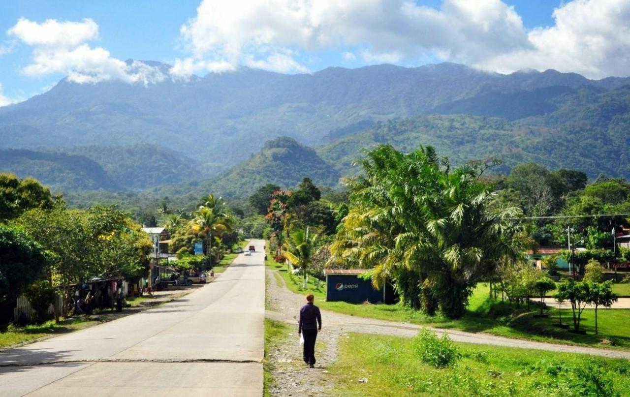 Hospedaje En El Lago San Pedro Sula Bagian luar foto